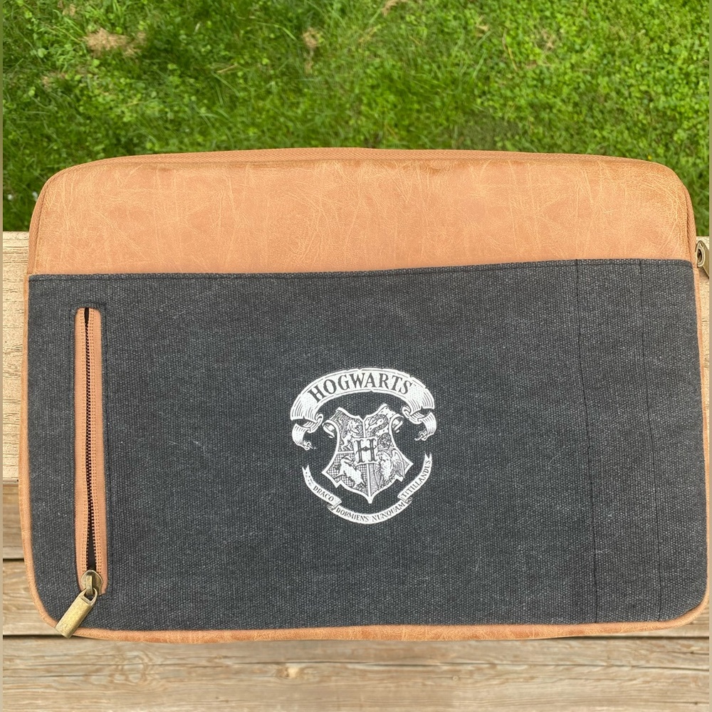 Hogwarts Crest Laptop Sleeve
